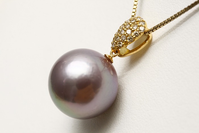 淡水真珠パールペンダントトップ 14mm パープルカラー K18製/D0.23ct