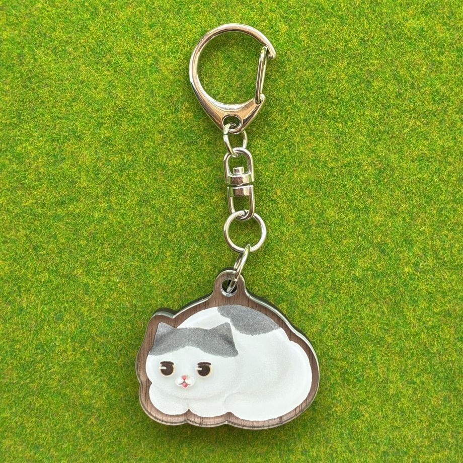 ぬいぐるみ ハチワレ バッグチャーム はちわれ ねこ キーホルダー マグネット可 チャーム / ハチワレねこ | つながるおみせ。