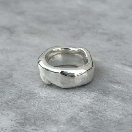 KEMUNIMAKU RING