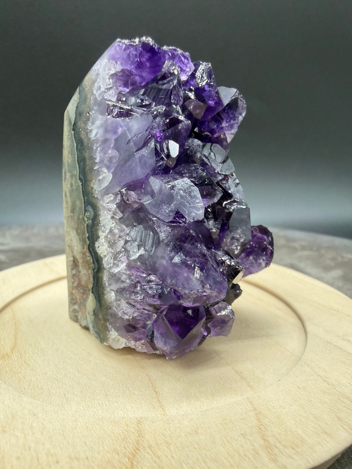 聡明な癒し】アメジスト原石 | エストレーラストーン
