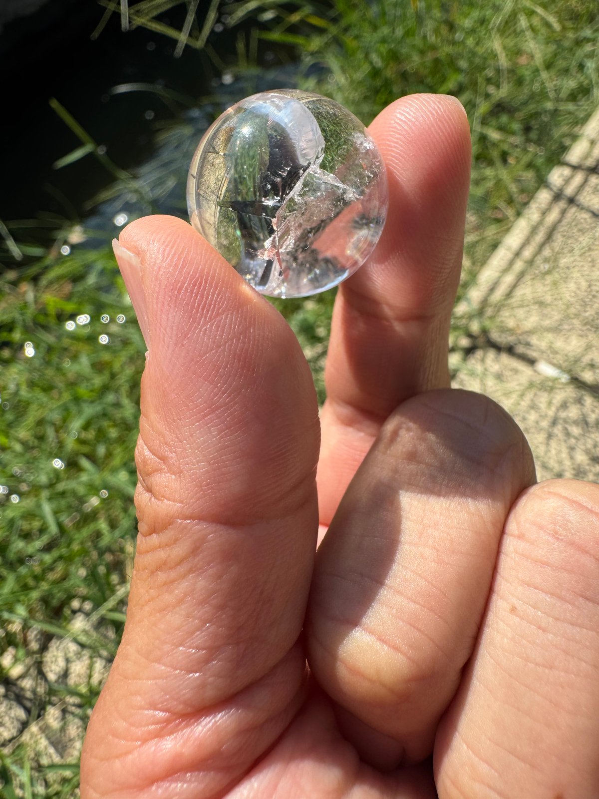 箱根神社と九頭龍神社の龍を纏ったレインボー水晶 | エス