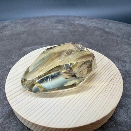 【龍神が宿る】虹入りシトリン ダブルポイント