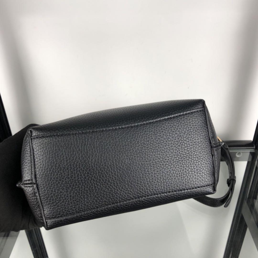 COACH ショルダーバッグ モリー バケット バッグ レザー ブラック