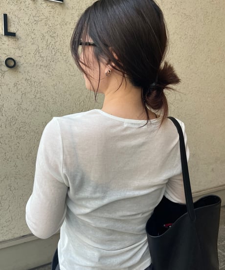 長袖シアーカットソー