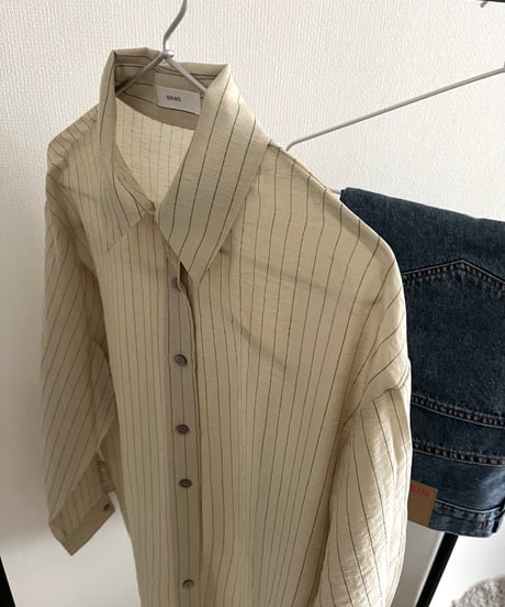 リネン混ストライプシャツ