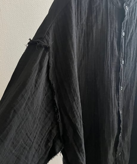 カットオフガーゼオーバーシャツ
