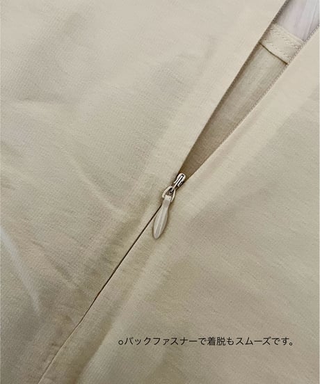 ペールイエローパフブラウス