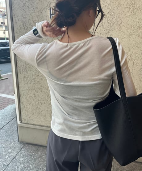 長袖シアーカットソー