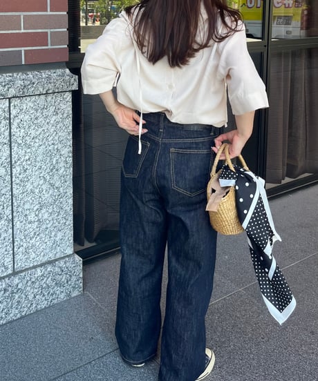 リアクティブワイドストレートデニム