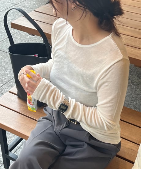 長袖シアーカットソー