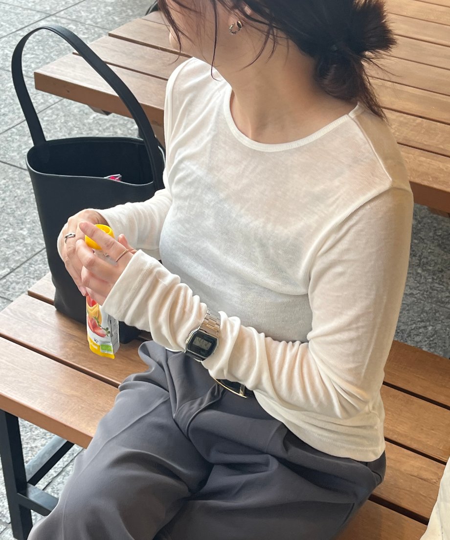 6801eb0bf30db2310f083035