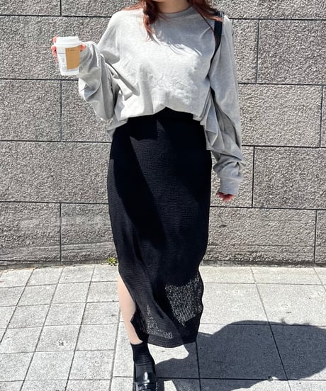 ルーズフィットトップス