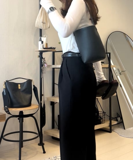 ワンタックストレートパンツ