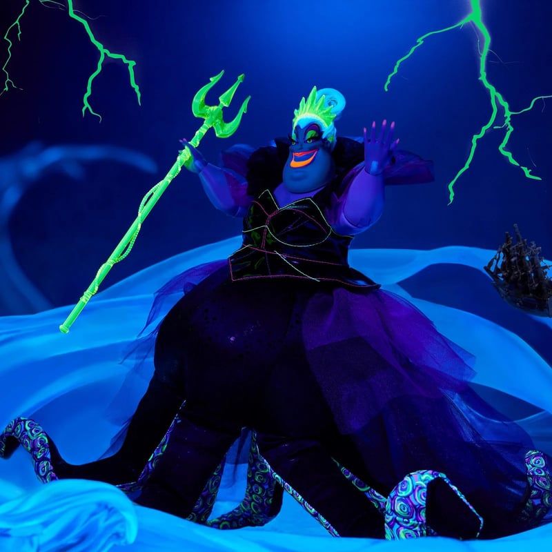 Ursulaページ 2点セット Mattel Disney DARKNESS DESCENDS SERIES™ Ursula