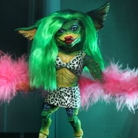 NECA Gremlins 2: The New Batch - Ultimate Greta 7" Scale Action Figure（再生産）