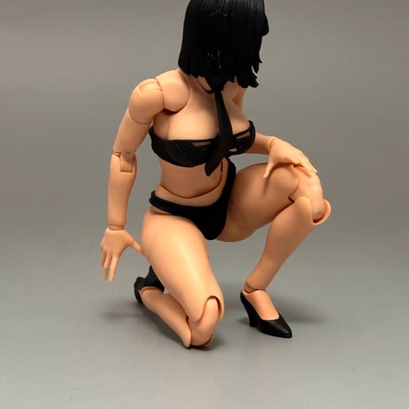 【予約】Fury Toys 狂怒工作室 可動女性素体 Female Body (Hana Ver.) 黒髪×黄色肌 1/12 Scale Action Figure（再販）