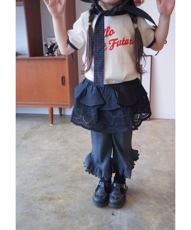 Uhr baby&kids】Lace Apron | Sunny Roots Store o Uhr Lace Apron Pink Free