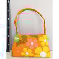 フィンランド　おみやげ　TWIN　レトロファブリック　ハンドバッグ