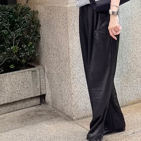 2026 サテンタックワイドパンツ