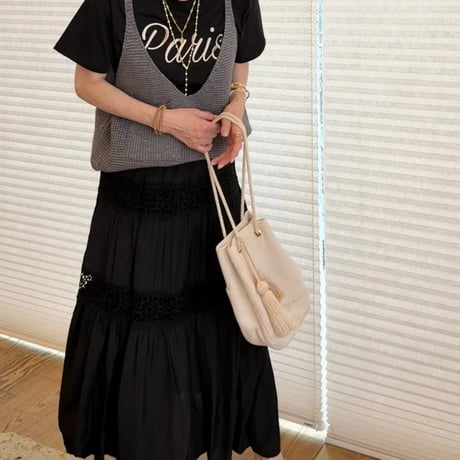 残りわずか　刺繍ロゴPARIS Tシャツ