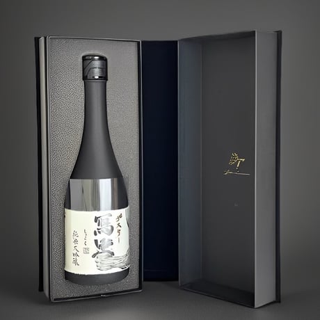 冩樂 純米大吟醸 「デスター×冩樂 楽しみを掴め」黒