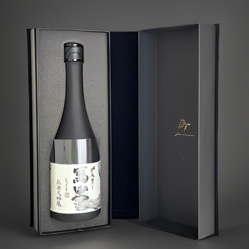 冩樂 純米大吟醸 「デスター×冩樂 楽しみを掴め」黒 | サワヤンの酒