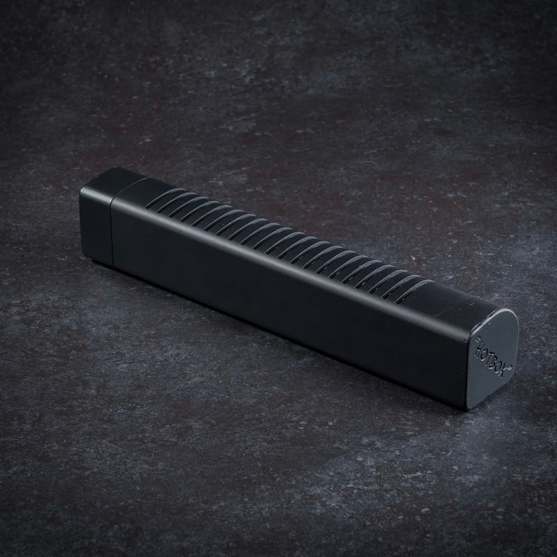 HOTBOX｜廃材から生まれた香炉－Matte Black | IROIV online EC