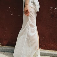 HANDKERCHIEF LACE/BUSTLE SKIRT