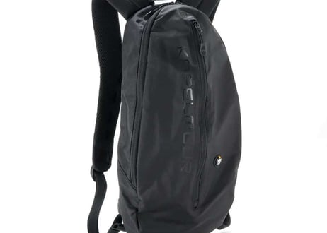 ライトスリムバックパック　9L　V2