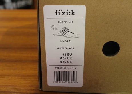 FIZIK(シューズ) TRANSIRO HYDRA 43 WH/BKトライアスロン向けシューズ