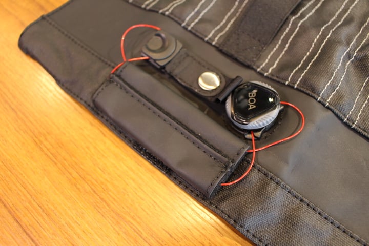電動空気入れ収納可能】Bontrager Spring Roll Seat Pack | T