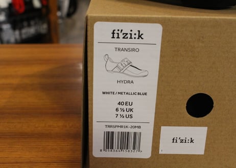FIZIK(シューズ) TRANSIRO HYDRA 40 WH/BLUEトライアスロン向けシューズ