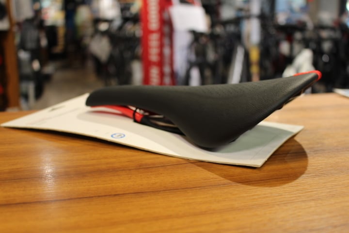 現物限定】SERANO(セラーノ) RXL carbon Saddle 270mmX148m