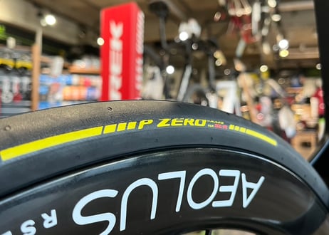 PIRELLI P ZERO RACE TLR SL-R 700×28C Team Edition