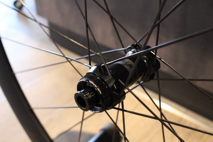 M*r様 美品BONTRAGER ボントレガー AEOLUS アイオロス PRO ホイール Bontrager Aeolus Pro 51 Disc TLR（ボントレガー アイオロス