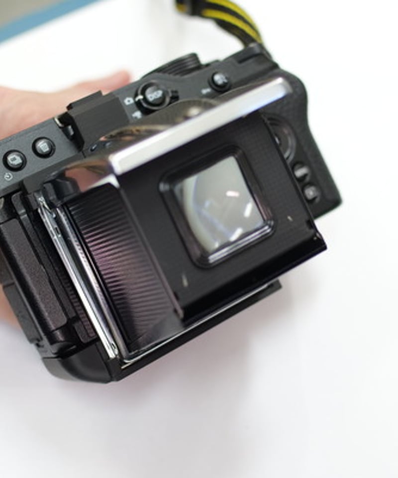 Nikon Z30用 ハッセル・ファインダーフードブラケット | muk 3D