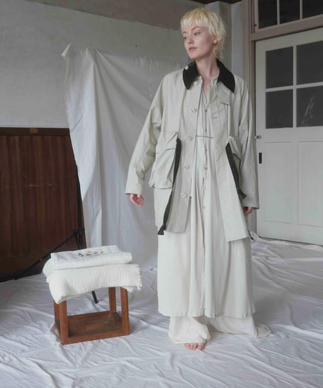 AS YET UNNAMED. / The Studio Work Coat (2 COLORS)