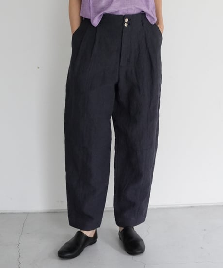 AS YET UNNAMED. / The Barrel Work Trousers (Deep Navy)