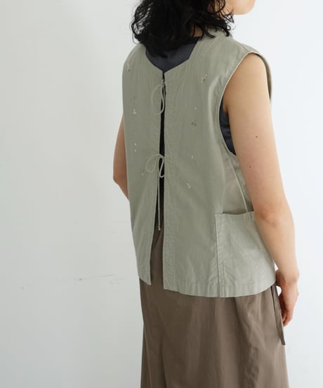 JöICEADDED / Leaves Embroidered Vest (2 COLORS)