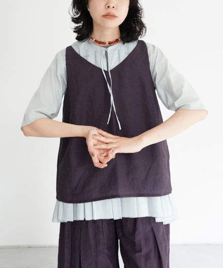 AS YET UNNAMED. - 'the essential line' / V Neck Sleeveless Top (4 COLORS)