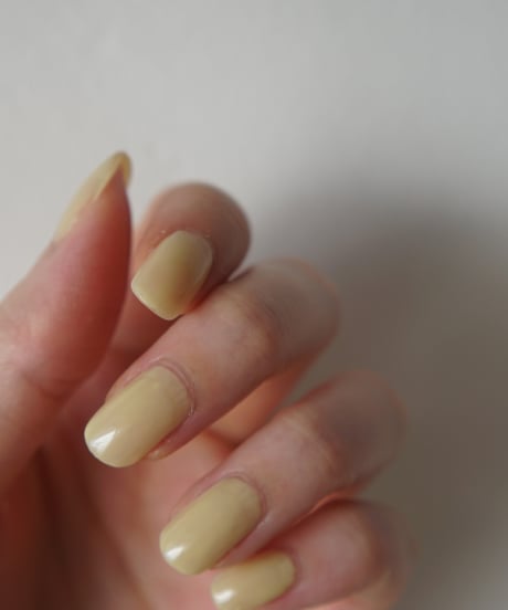 PRIVéE / 7FREE NAILPOLISH - egg