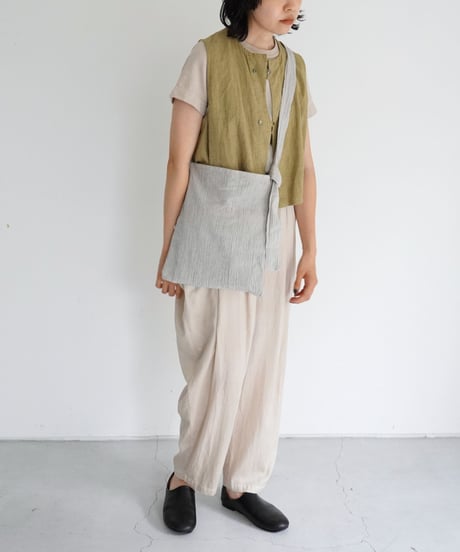 SOMEYA+METHO+puraa / handle button short vest (botanical khaki)