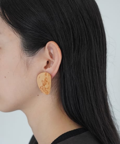Oval Objs / oval earring