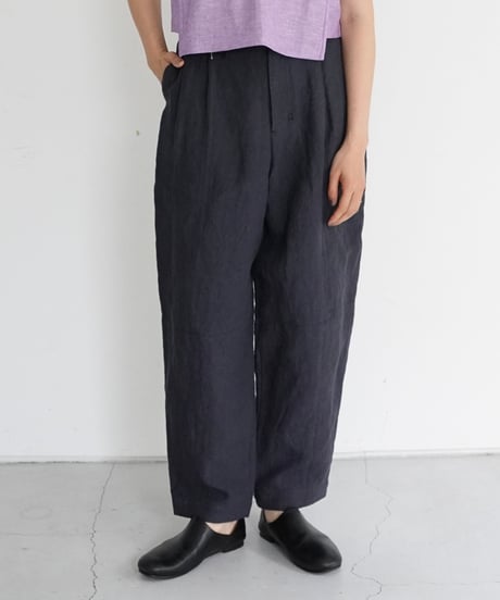 AS YET UNNAMED. / The Barrel Work Trousers (Deep Navy)