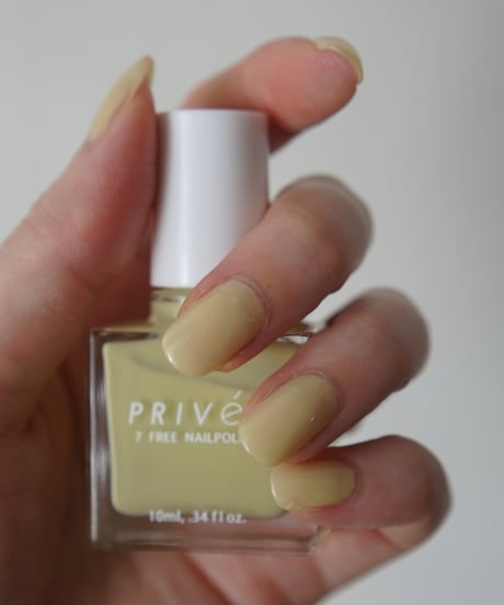 PRIVéE / 7FREE NAILPOLISH - egg