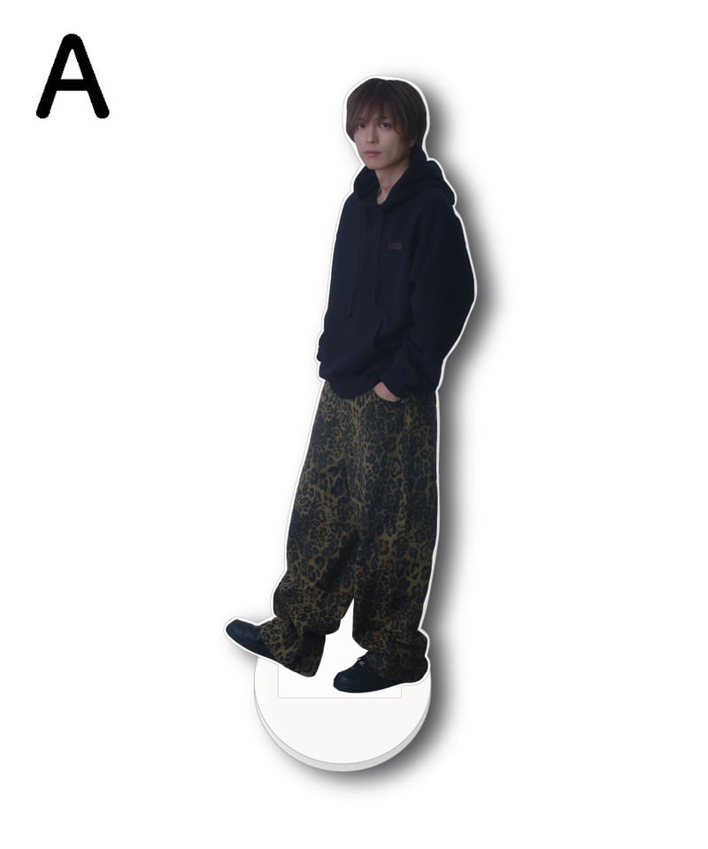 ファントムシータ×REFLEM 限定30体　BIGアクリルスタンド　もな ファントムシータ×REFLEM 限定30体 BIGアクリルスタンド もな 限定各30体】