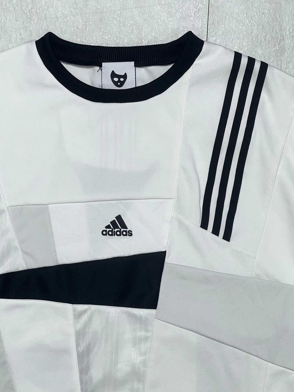 クレイジーパッチワークの再構築オーバーサイズTシャツ -white01- | NELI