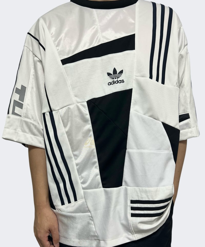 クレイジーパッチワークの再構築オーバーサイズTシャツ -white02- | NELI