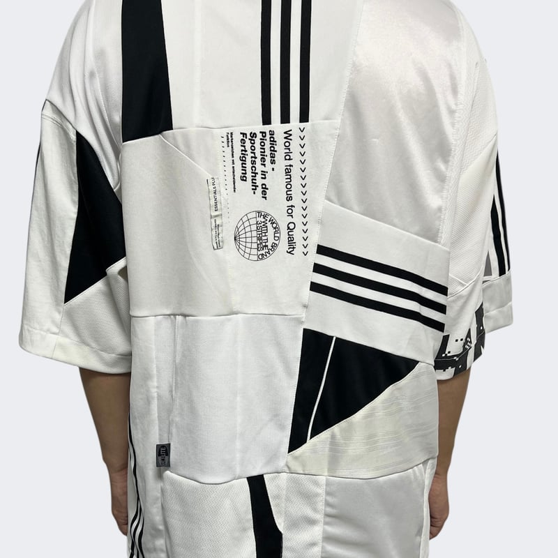 アツアツアツアツ クレイジーパッチワークの再構築オーバーサイズTシャツ -white02