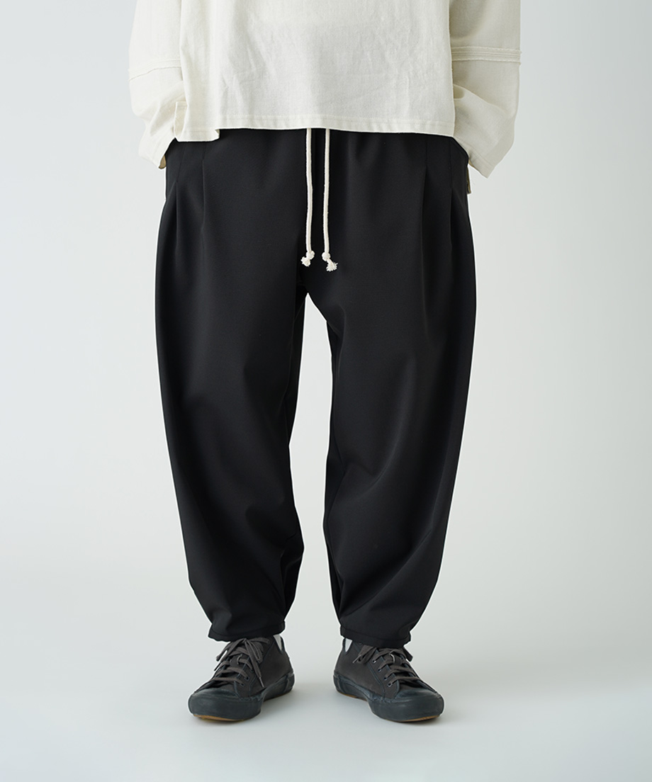 WANTHEM｜LOOSE SHIFT PLEATED PANT-BLACK | WANTHE